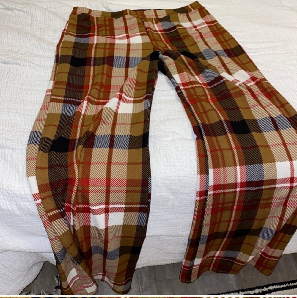 Wide leg pants